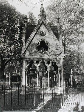 The Tomb of Abelard and Heloise built in 1