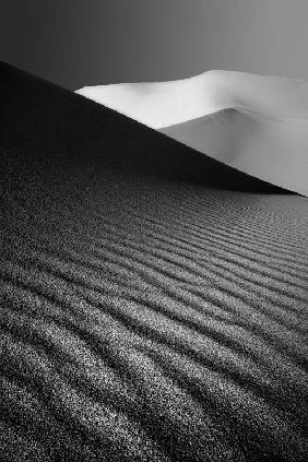 An ice Hill in Desert !