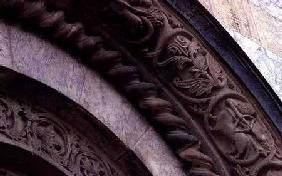 Arch detail from the south portal 1327-35