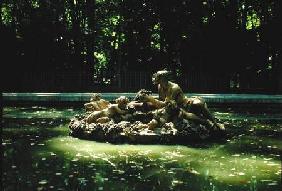 The Fountain of Bacchus or Autumn (photo)