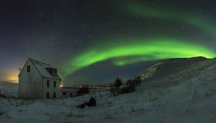 Over the Hill von Bragi Ingibergsson