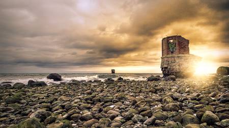 Kap Akona Ruine Ostsee im Sonnenuntergang, Bild 1 von 2 2021