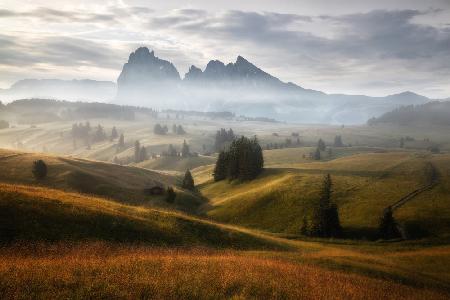 Dolomitenplateau im Morgengrauen