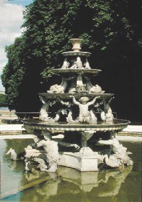 Fontaine de la Pyramide