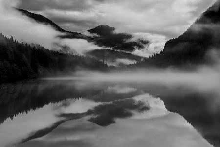 Morgendämmerung am Diablo Lake