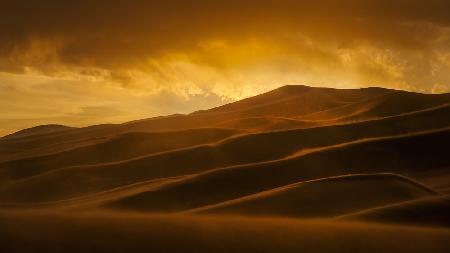 Sonnenuntergang im Sandsturm