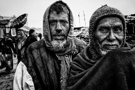 Arbeiter auf einem Markt in Bangladesch.