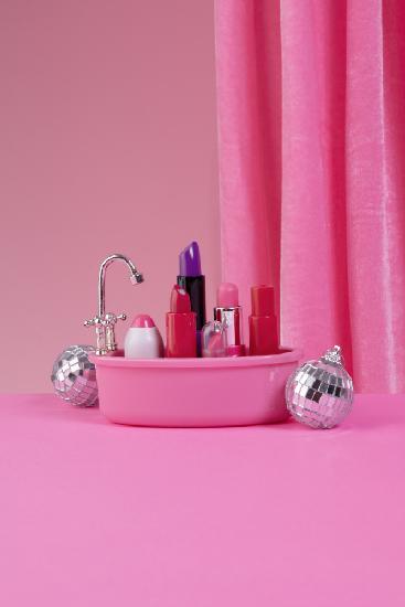 Lippenstift-Badewanne