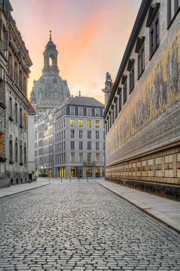 Im Fürstenzug in Dresden