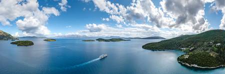 Fähre von Nydri nach Kefalonia im Süden der Ionischen Insel Lefkada, Griechenland 2021