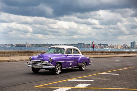 Malacon in Havana, Cuba, Oldtimer Kuba 2020