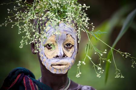 Porträt Frau Suri / Surma Stamm in Omo Valley, Äthiopien, Afrika 2016