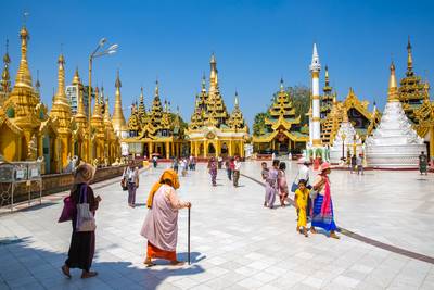 Shwedagon-Pagode in Yangon, Myanmar (Burma) 2020