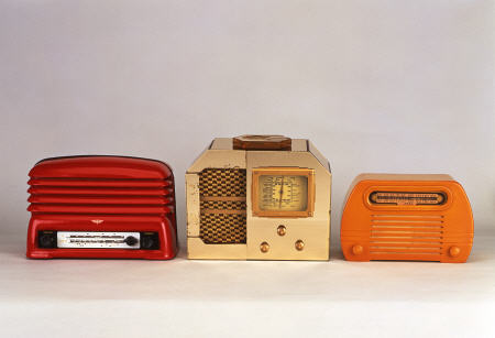 A KB Model BM20 Radio Receiver In Red Bakelite,  A Pink Mirror Glass Radio Receiver With Matching As von 