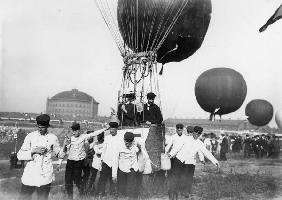 Ballon-Wettfahrt in Berlin:Start/Foto