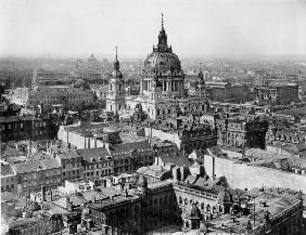 Berlin,Blick vom Roten Rathaus auf Dom