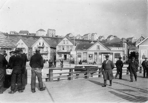 Helgoland,Fischer auf der Laesterallee von 