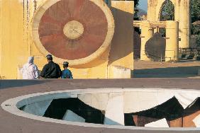 Jantar Mantar astronomical observatory (photo) 