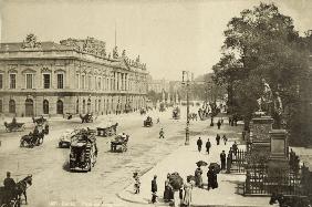 Unter den Linden / Armoury / Monuments