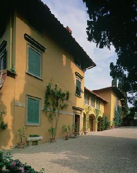 View of the exterior, 15th century (photo) 15th