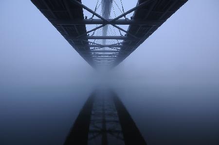 Die Brücke zur anderen Seite