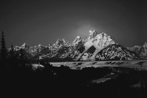 Full Moon Sets in the Teton Mountain Range