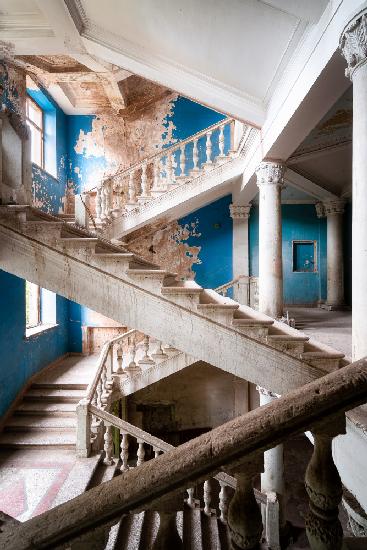 Blaue Treppe