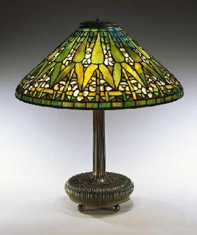 Bleiglasfenster mit Pfeilwurz, Tiffany Studios Um 1910