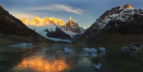 Morning Light at Cerro Torre